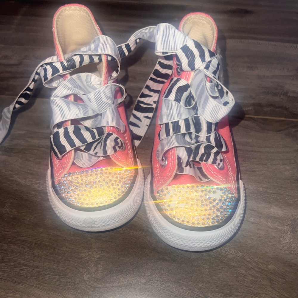 Converse Pink Sneakers with Zebra Laces